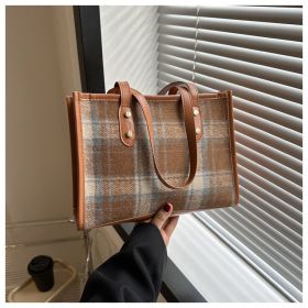 Advanced Texture Minority Fashion Shoulder Bag (Option: Brown-Free Size)