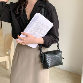 2022 New Fashion Women Woven Style Square Shoulder Bags New Designed Solid PU Leather Adjustable Zipper Female Crossbody Bags (Color: Black, size: 15x20x6cm)